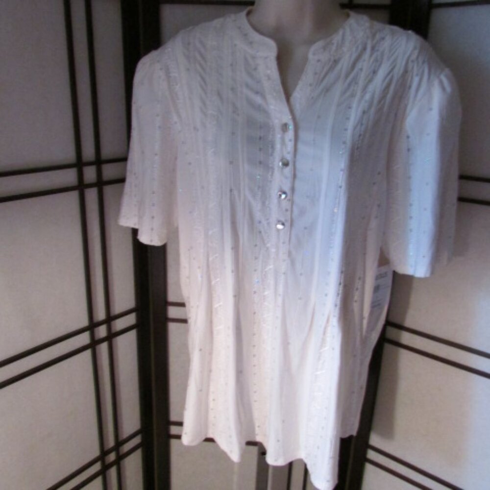 Brand new Large Cream Color Top